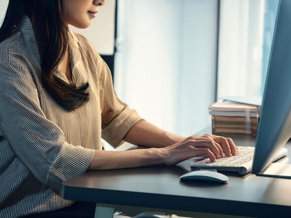正社員×年収400万～＆インセンティブ有】AI・DX支援企業の法人営業
